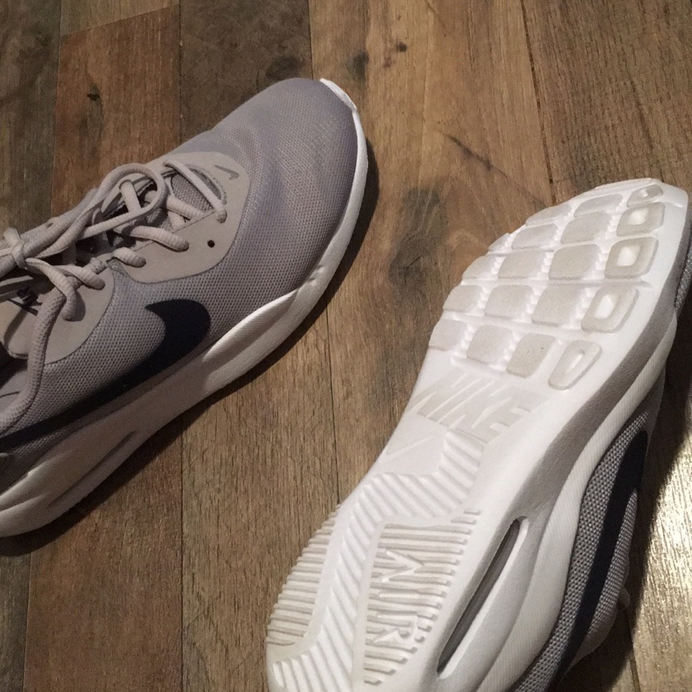 Nike Air Max - Picture 4 of 8
